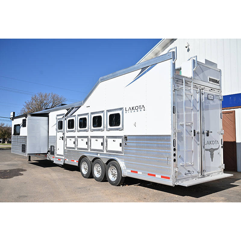 2024 Lakota Bighorn 5 Horse Side Load 16' LQ Triple Axle Integrated Pod