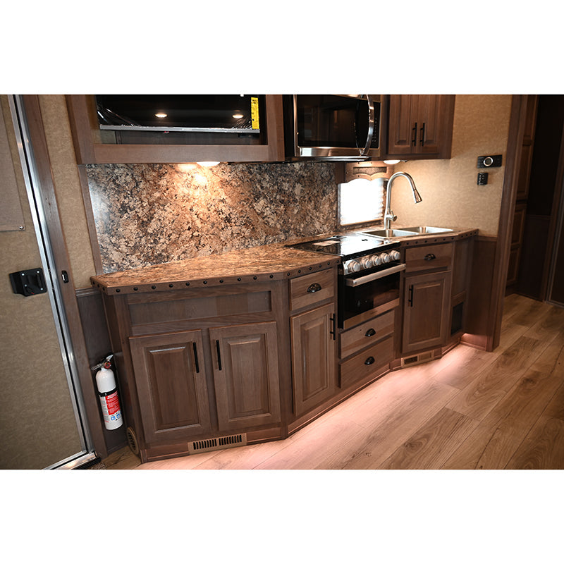 2024 Lakota Bighorn 5 Horse Side Load 16' LQ Triple Axle Integrated Pod