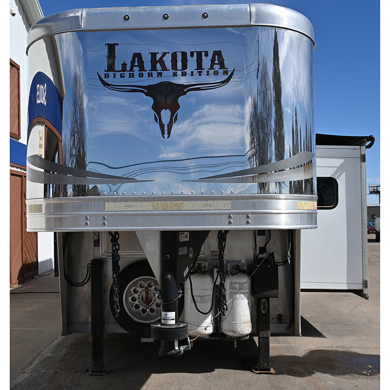 2016 Lakota Bighorn 3 Horse Trailer BH8316SR with Slide Out