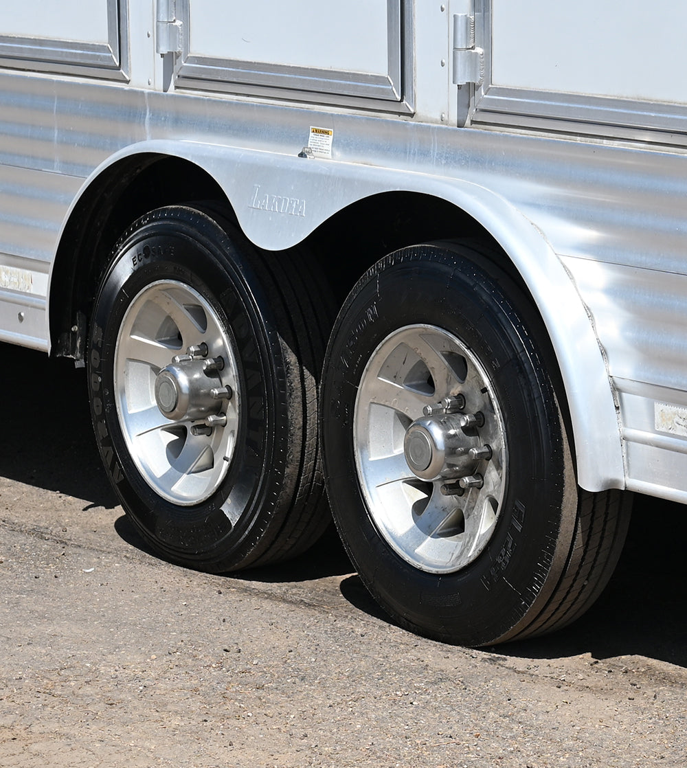 2019 Lakota 4 Horse 15' LQ Model C8415 Horse Trailer