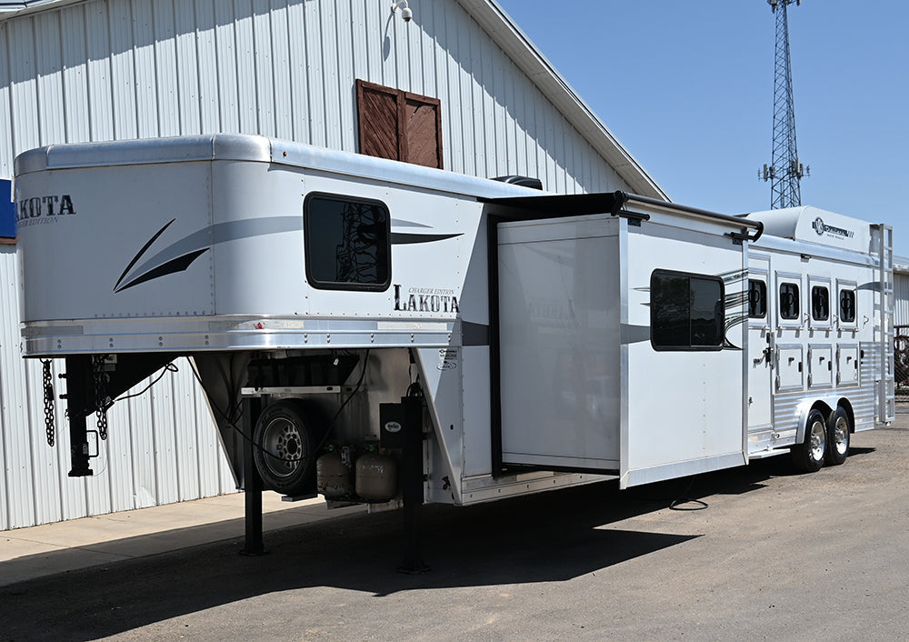 2019 Lakota 4 Horse 15' LQ Model C8415 Horse Trailer