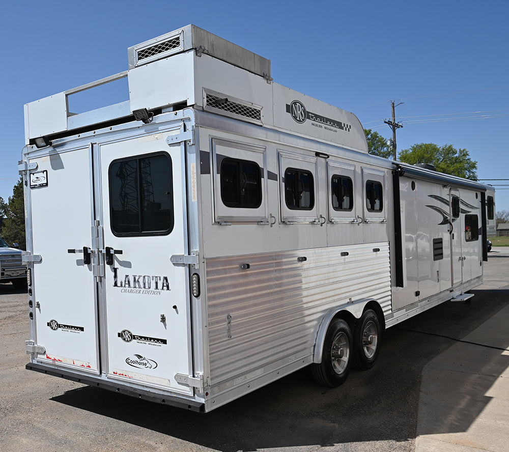 2019 Lakota 4 Horse 15' LQ Model C8415 Horse Trailer