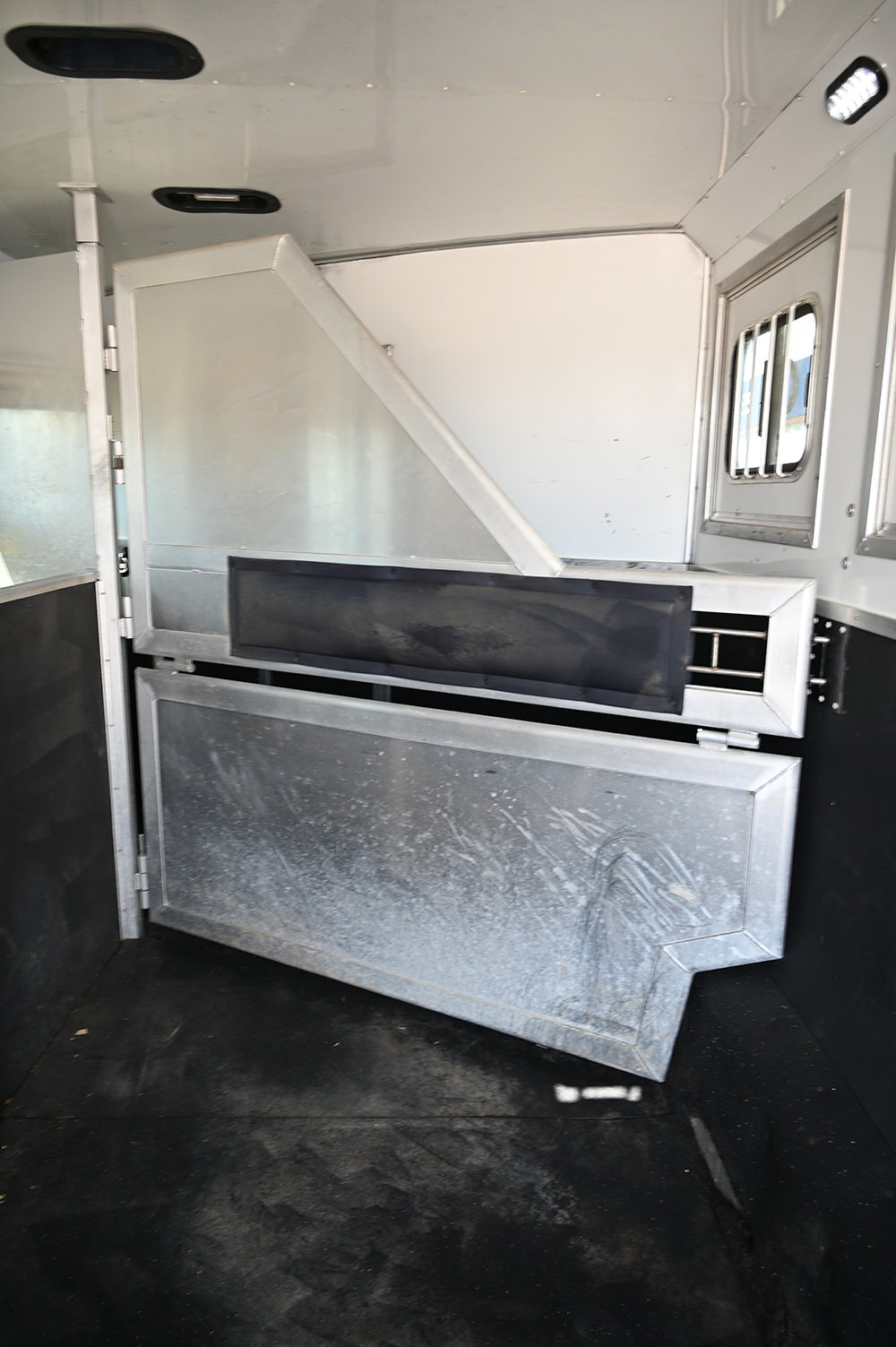 2019 Lakota 4 Horse 15' LQ Model C8415 Horse Trailer