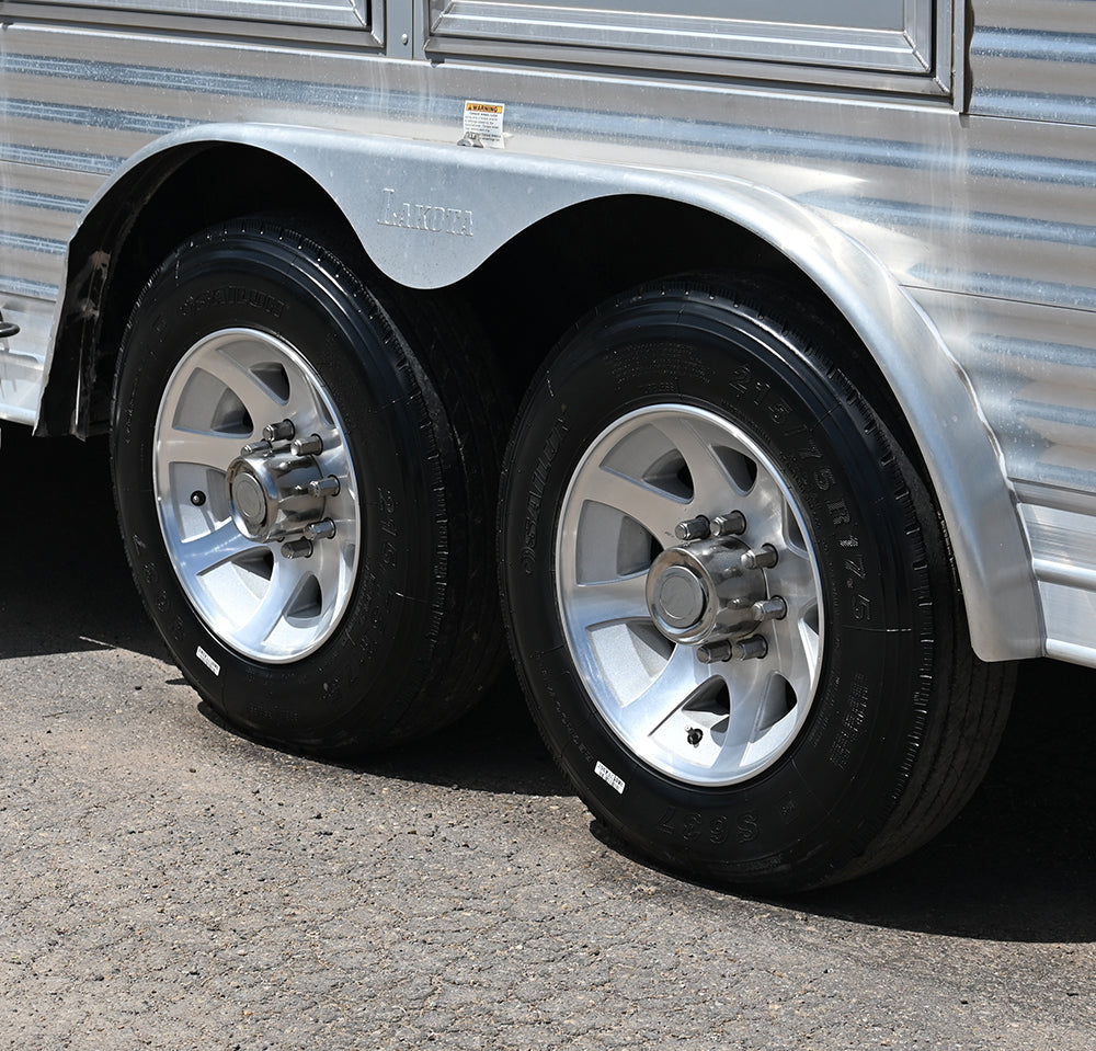 2020 Lakota Bighorn 3 Horse Trailer with 16' Living Quarter
