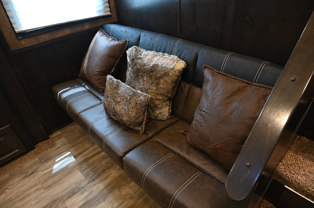 2020 Lakota Bighorn 3 Horse Trailer with 16' Living Quarter