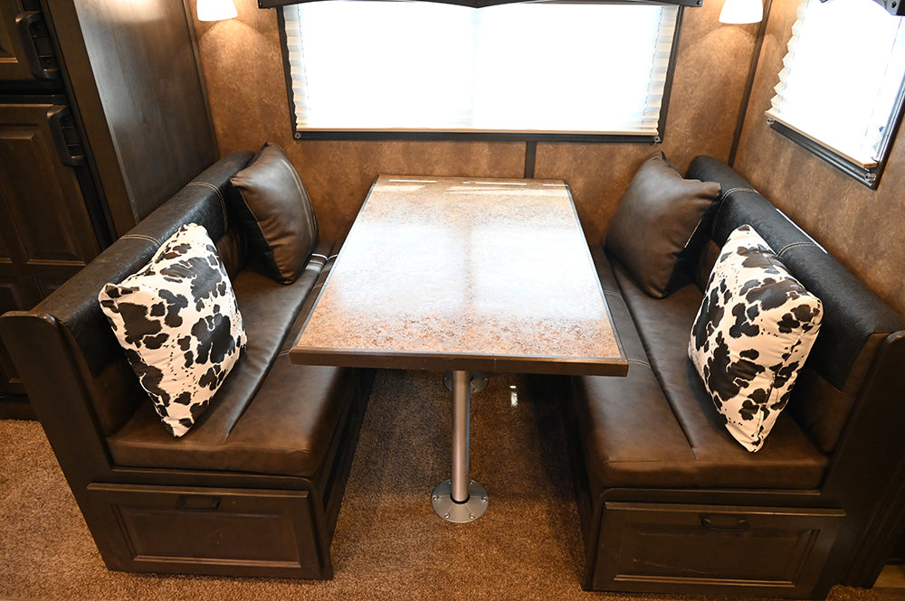 2020 Lakota Bighorn 3 Horse Trailer with 16' Living Quarter