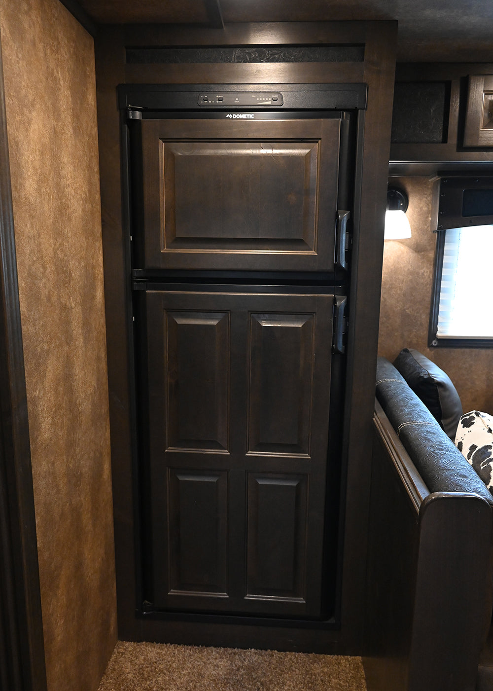 2020 Lakota Bighorn 3 Horse Trailer with 16' Living Quarter
