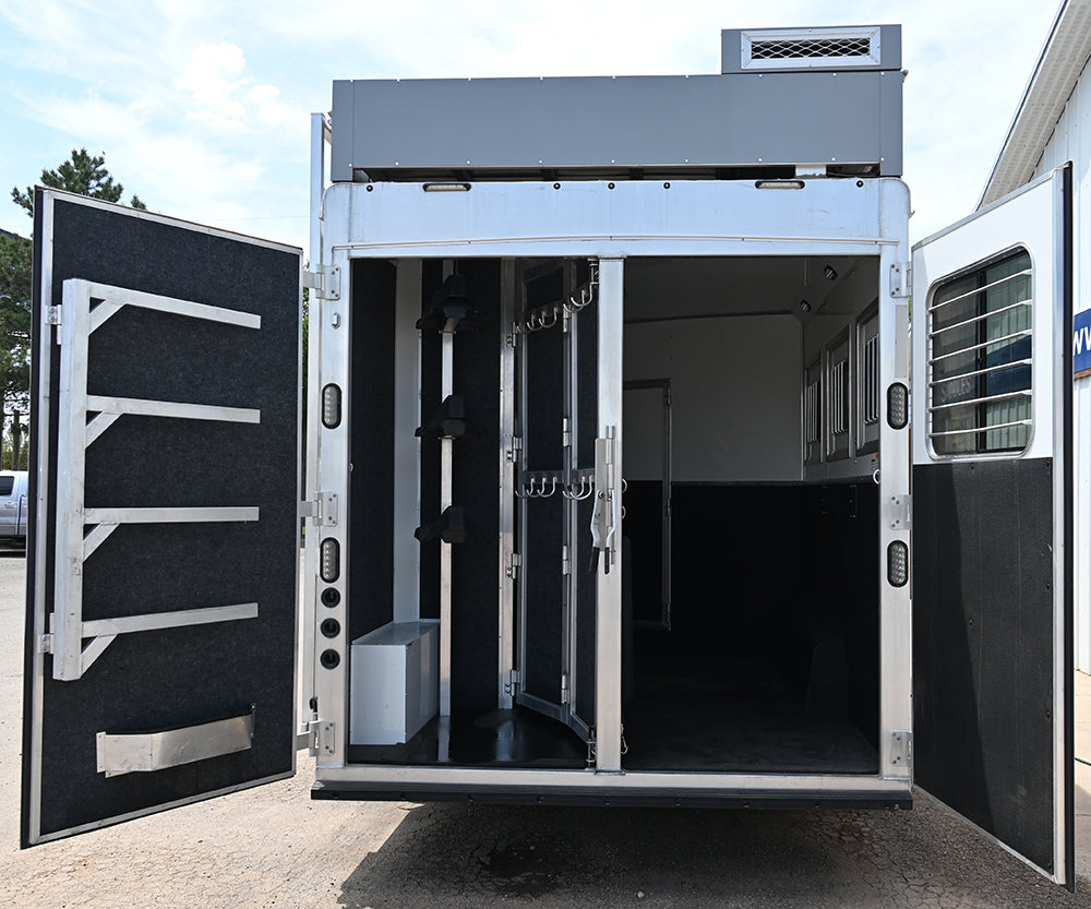 2020 Lakota Bighorn 3 Horse Trailer with 16' Living Quarter