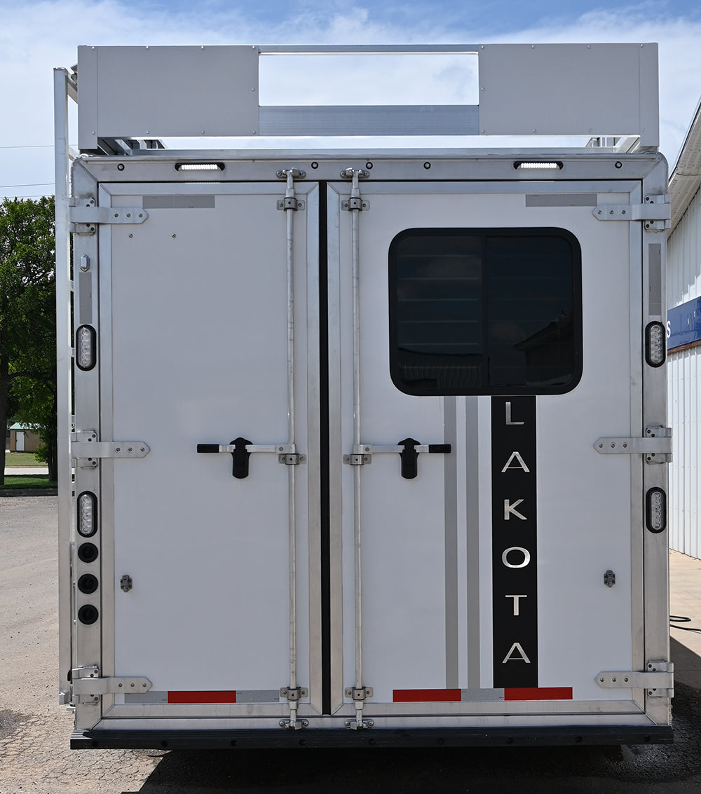 2025 Lakota Charger 3 Horse with 13' LQ, Slide Out, Hayrack