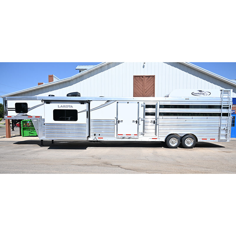 2025 Lakota Charger Stock Combo Trailer 11' LQ, 16' Stock
